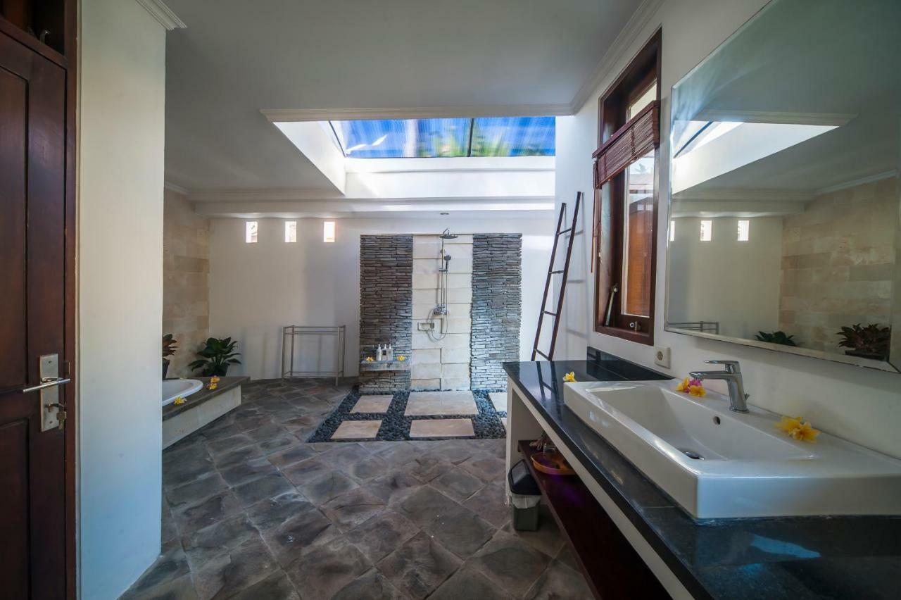 Turiya Villa Sanur 外观 照片