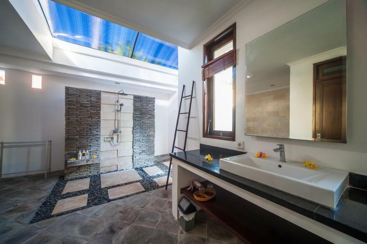 Turiya Villa Sanur 外观 照片